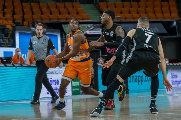 判的重要筹 判的重要筹