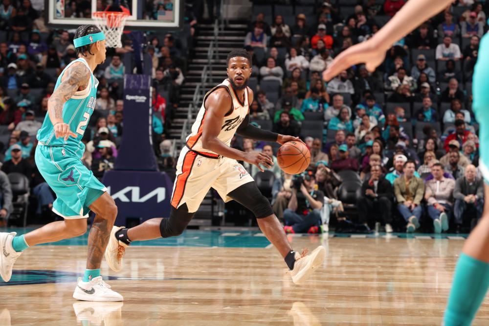 全场仅得8 全场仅得8