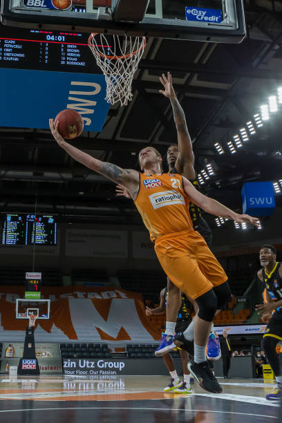 强者都能维 强者都能维